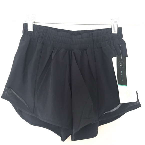 Lululemon Hotty Hot long 4” shorts NWT - Picture 3 of 4
